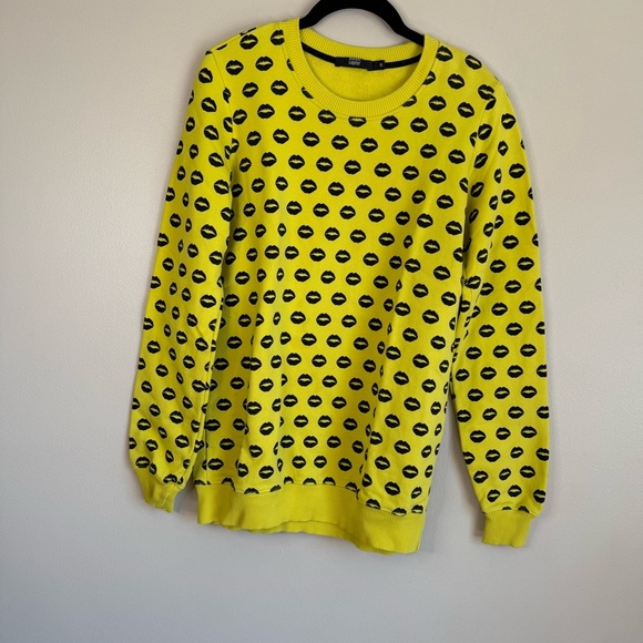 Lip Print Sweatshirt By MARKUS LUPFER - Picture 3 of 6